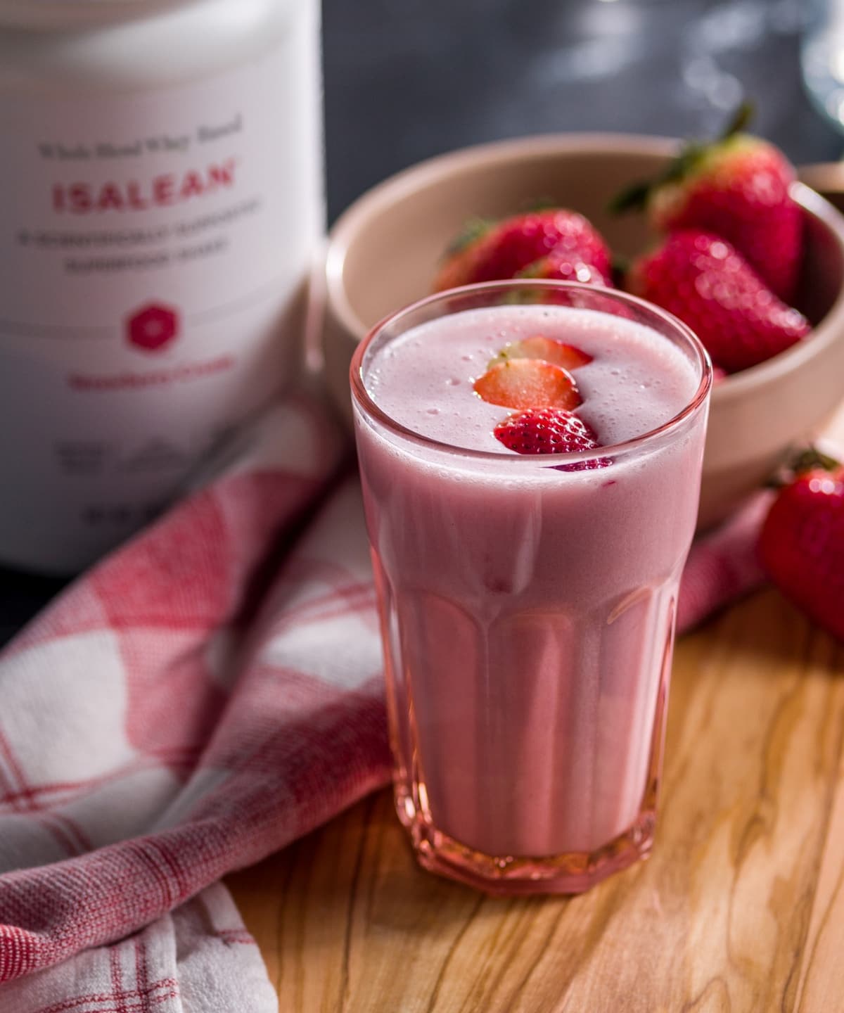 Whole Blend Whey-Based IsaLean® Shake Strawberry Cream Canister